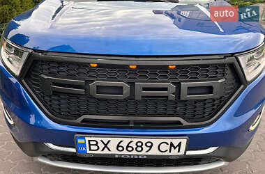 Внедорожник / Кроссовер Ford Edge 2018 в 