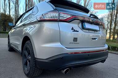 Позашляховик / Кросовер Ford Edge 2017 в 