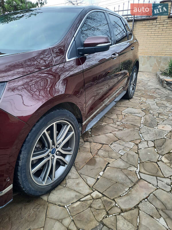 Позашляховик / Кросовер Ford Edge 2019 в Дніпрі