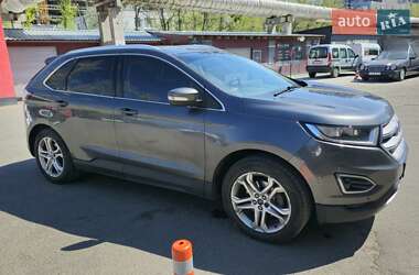Внедорожник / Кроссовер Ford Edge 2016 в 