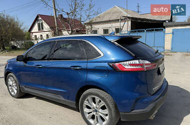 Внедорожник / Кроссовер Ford Edge 2020 в 
