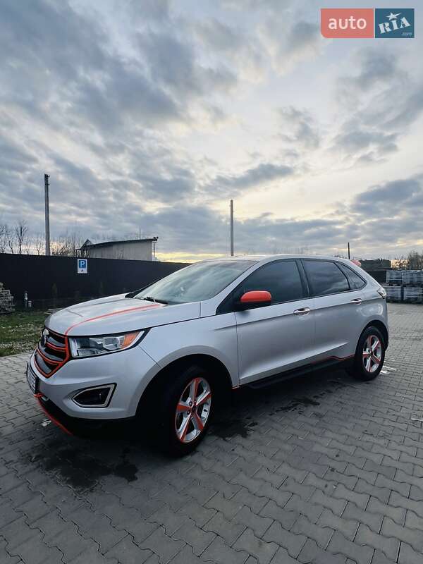 Внедорожник / Кроссовер Ford Edge 2018 в Черновцах