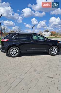 Внедорожник / Кроссовер Ford Edge 2021 в 
