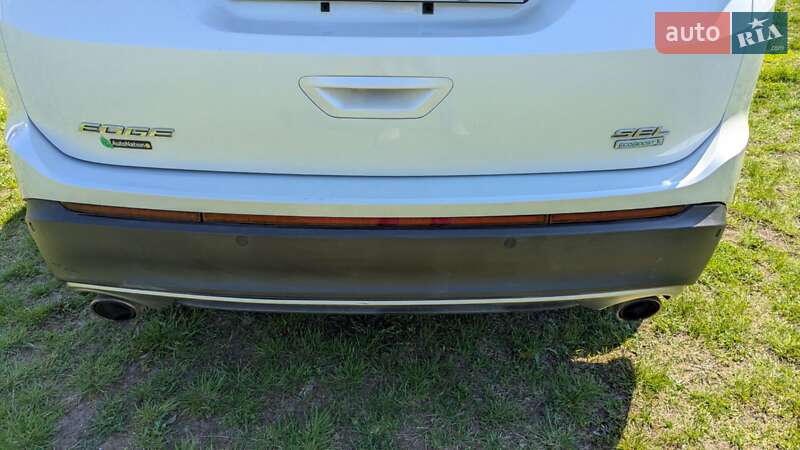 Внедорожник / Кроссовер Ford Edge 2015 в Полонном