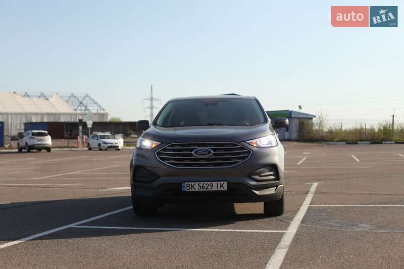 Внедорожник / Кроссовер Ford Edge 2021 в 