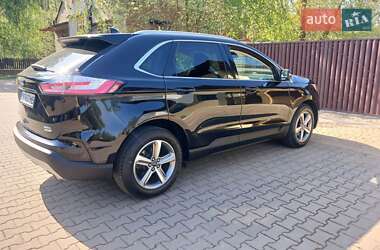 Внедорожник / Кроссовер Ford Edge 2018 в 