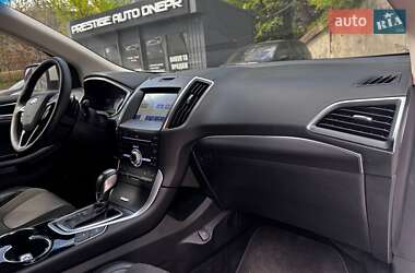 Внедорожник / Кроссовер Ford Edge 2018 в 
