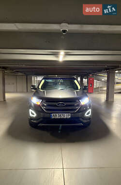 Внедорожник / Кроссовер Ford Edge 2018 в 