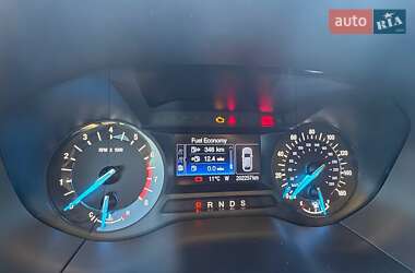 Позашляховик / Кросовер Ford Edge 2017 в 