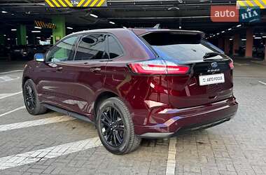 Внедорожник / Кроссовер Ford Edge 2022 в 