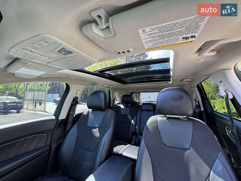 Внедорожник / Кроссовер Ford Edge 2017 в Черновцах