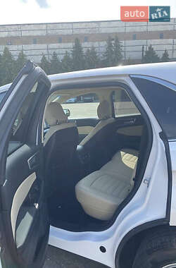 Внедорожник / Кроссовер Ford Edge 2018 в 