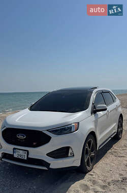 Внедорожник / Кроссовер Ford Edge 2021 в 