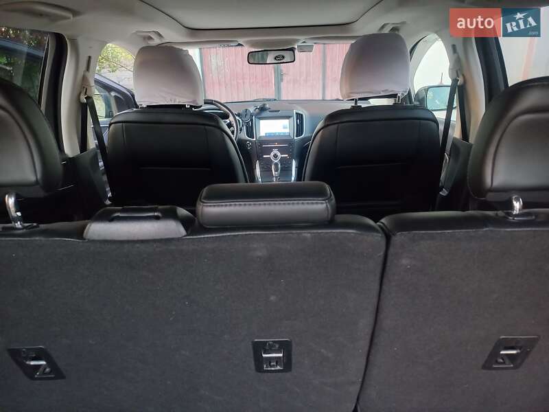 Внедорожник / Кроссовер Ford Edge 2016 в Черновцах