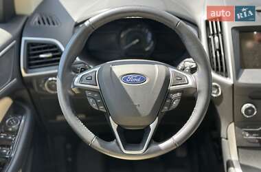 Внедорожник / Кроссовер Ford Edge 2018 в 