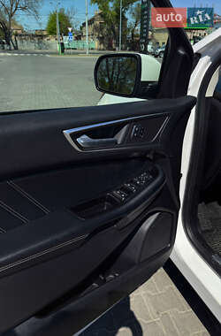 Внедорожник / Кроссовер Ford Edge 2015 в 