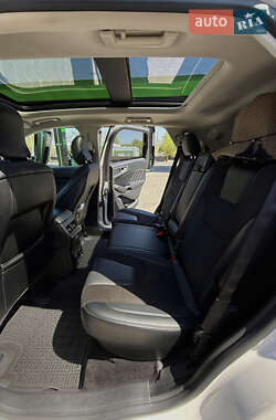 Внедорожник / Кроссовер Ford Edge 2015 в 