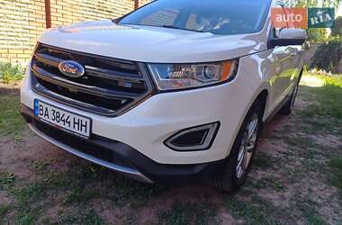 Внедорожник / Кроссовер Ford Edge 2016 в 
