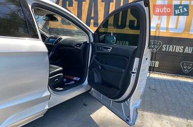Внедорожник / Кроссовер Ford Edge 2018 в 