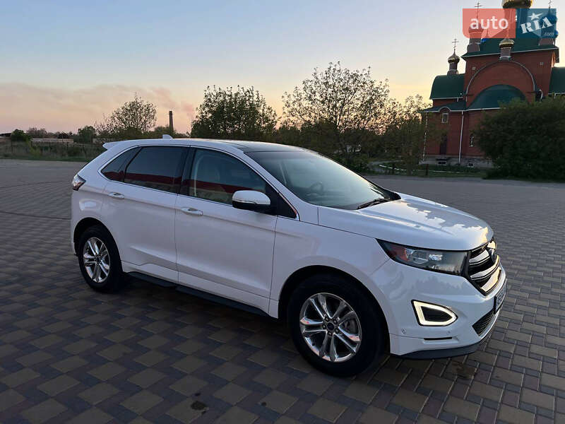 Внедорожник / Кроссовер Ford Edge 2016 в Гайсине