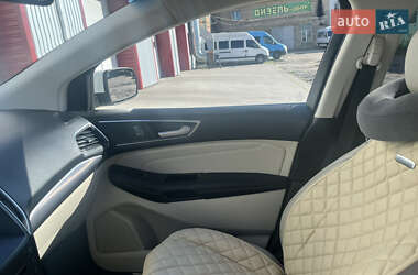 Внедорожник / Кроссовер Ford Edge 2015 в 