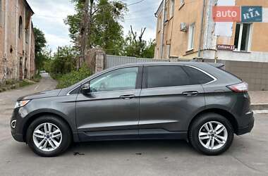 Внедорожник / Кроссовер Ford Edge 2016 в 