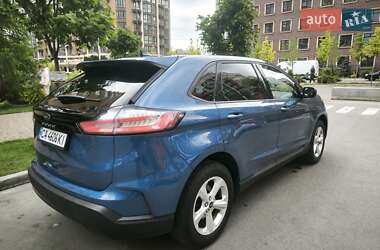Позашляховик / Кросовер Ford Edge 2021 в 