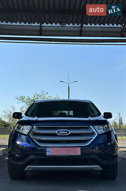 Позашляховик / Кросовер Ford Edge 2016 в 