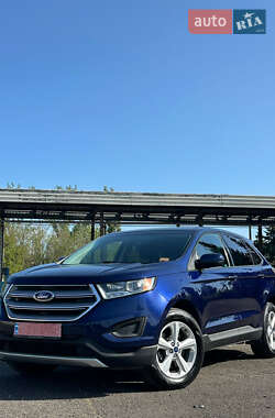 Позашляховик / Кросовер Ford Edge 2016 в 