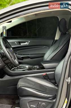 Внедорожник / Кроссовер Ford Edge 2018 в 