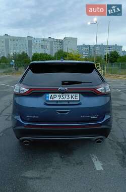 Позашляховик / Кросовер Ford Edge 2018 в 