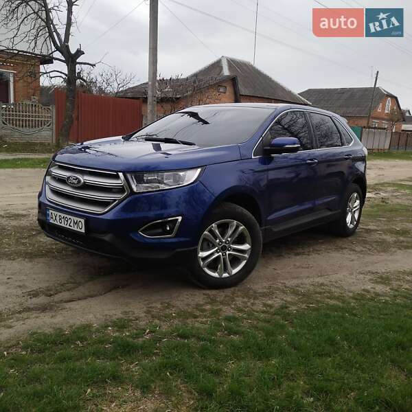 Внедорожник / Кроссовер Ford Edge 2015 в 