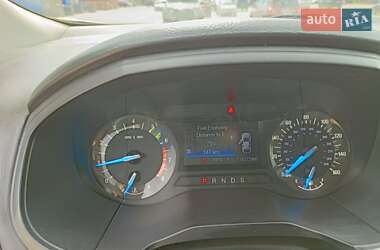 Позашляховик / Кросовер Ford Edge 2017 в 