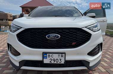 Внедорожник / Кроссовер Ford Edge 2021 в 