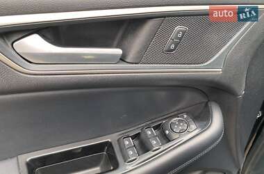 Внедорожник / Кроссовер Ford Edge 2019 в 