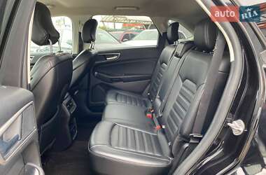 Внедорожник / Кроссовер Ford Edge 2019 в 