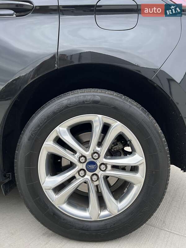 Позашляховик / Кросовер Ford Edge 2015 в Львові