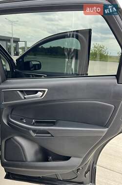 Внедорожник / Кроссовер Ford Edge 2015 в 