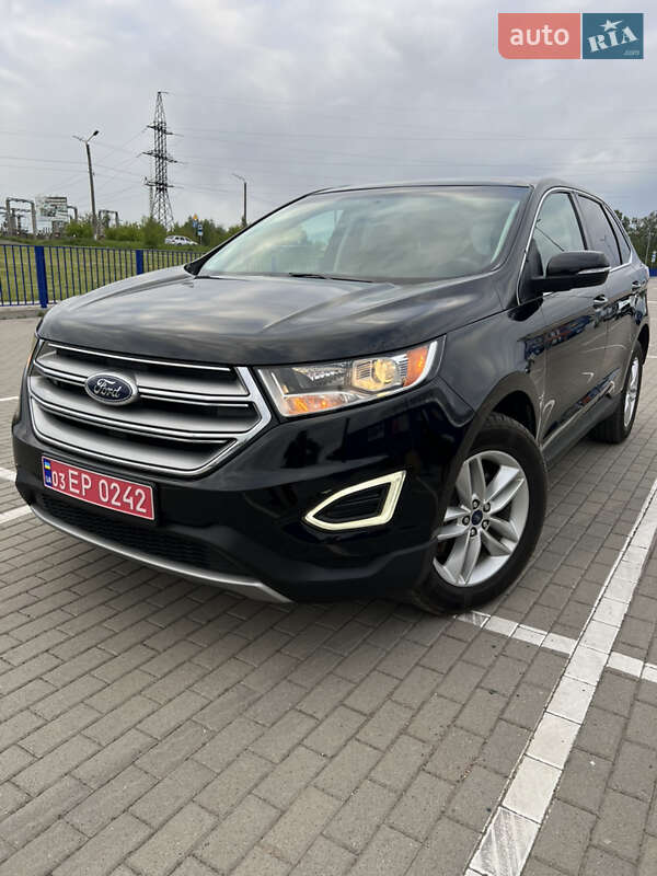 Внедорожник / Кроссовер Ford Edge 2016 в 