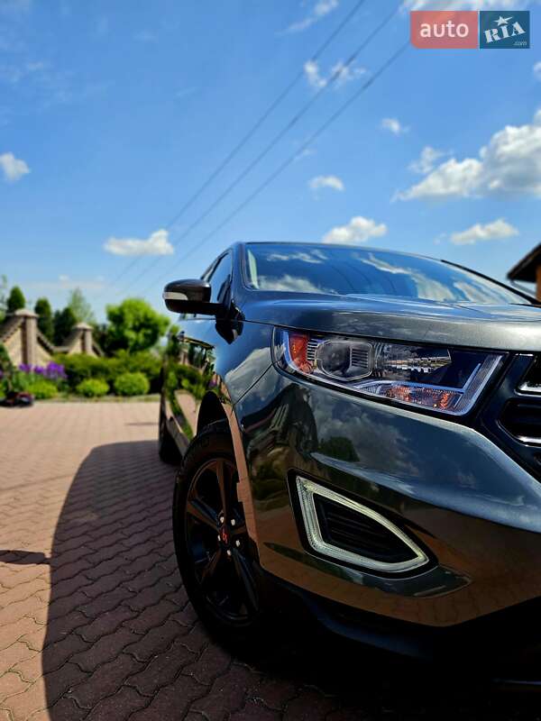 Внедорожник / Кроссовер Ford Edge 2016 в Черновцах