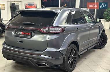 Позашляховик / Кросовер Ford Edge 2016 в 