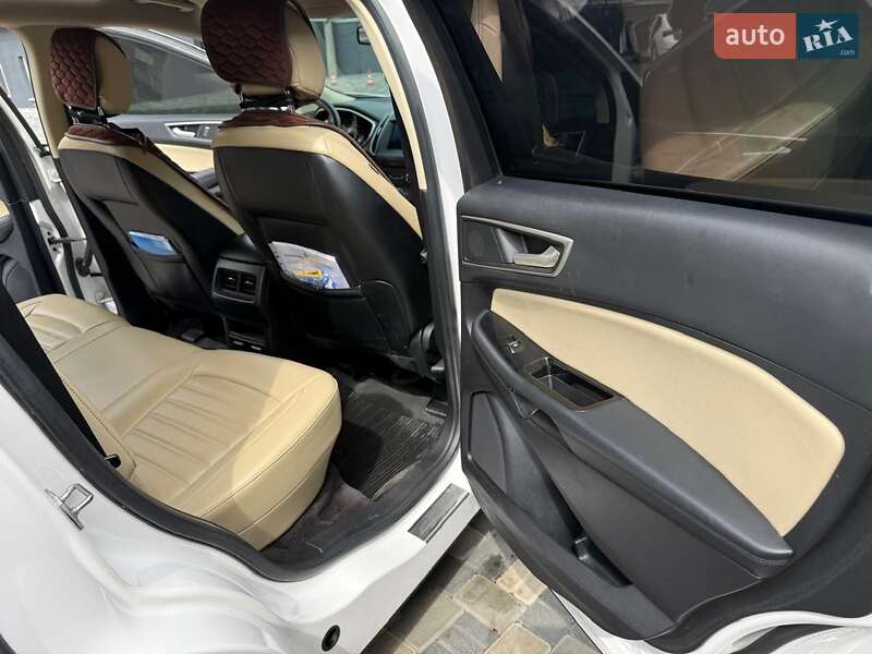 Позашляховик / Кросовер Ford Edge 2017 в Миколаєві