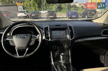 Внедорожник / Кроссовер Ford Edge 2017 в 