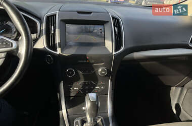 Внедорожник / Кроссовер Ford Edge 2017 в 