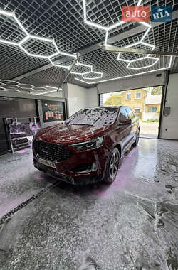 Внедорожник / Кроссовер Ford Edge 2019 в 
