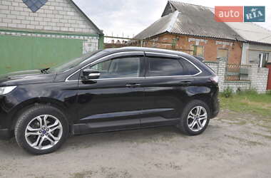 Внедорожник / Кроссовер Ford Edge 2017 в 