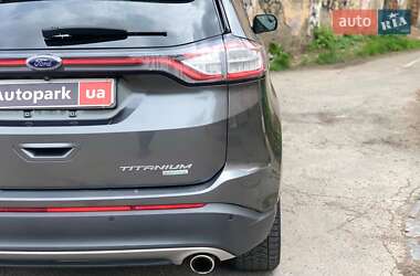 Позашляховик / Кросовер Ford Edge 2016 в 