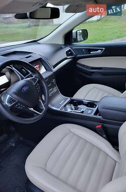 Внедорожник / Кроссовер Ford Edge 2020 в 