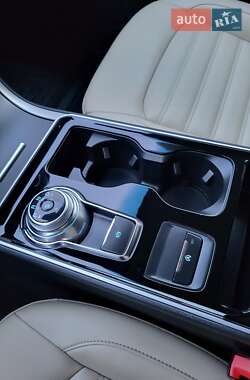 Внедорожник / Кроссовер Ford Edge 2020 в 
