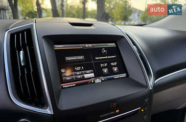 Внедорожник / Кроссовер Ford Edge 2015 в 